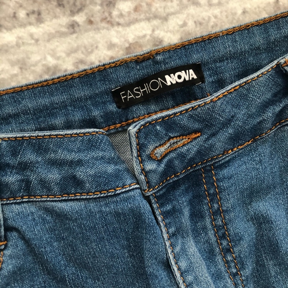 Fashion Nova Jeans - Picture 5 of 6